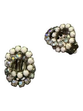 Vintage-Inspired White Crystal Clip-On Earrings